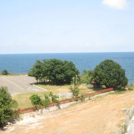 Lotos Hotel