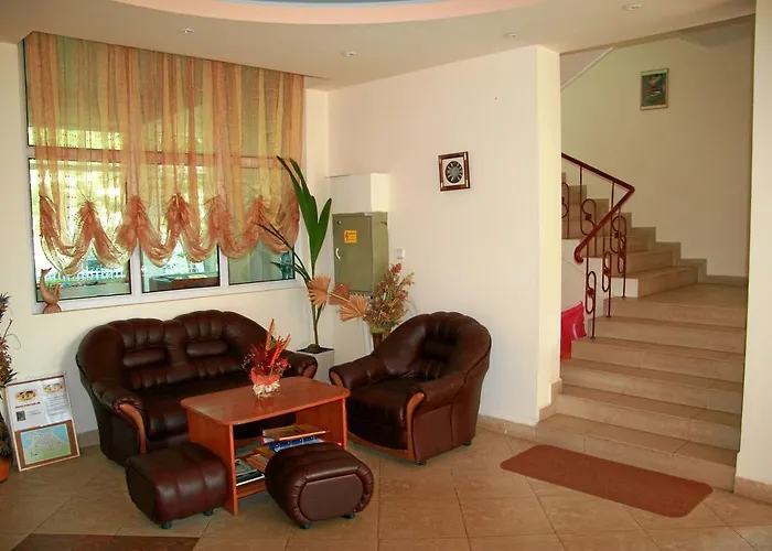 罗拓思酒店 2* 希典