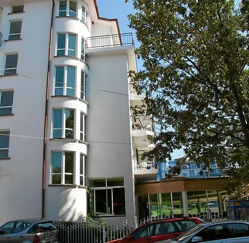 Hotel Lotos 2*