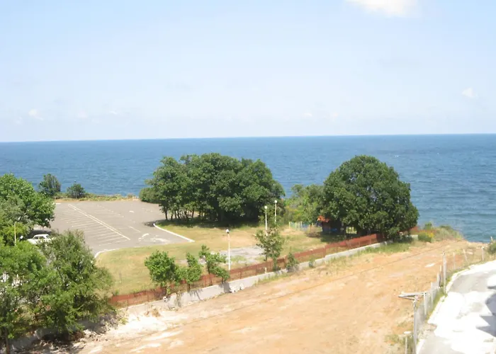Lotos Hotel